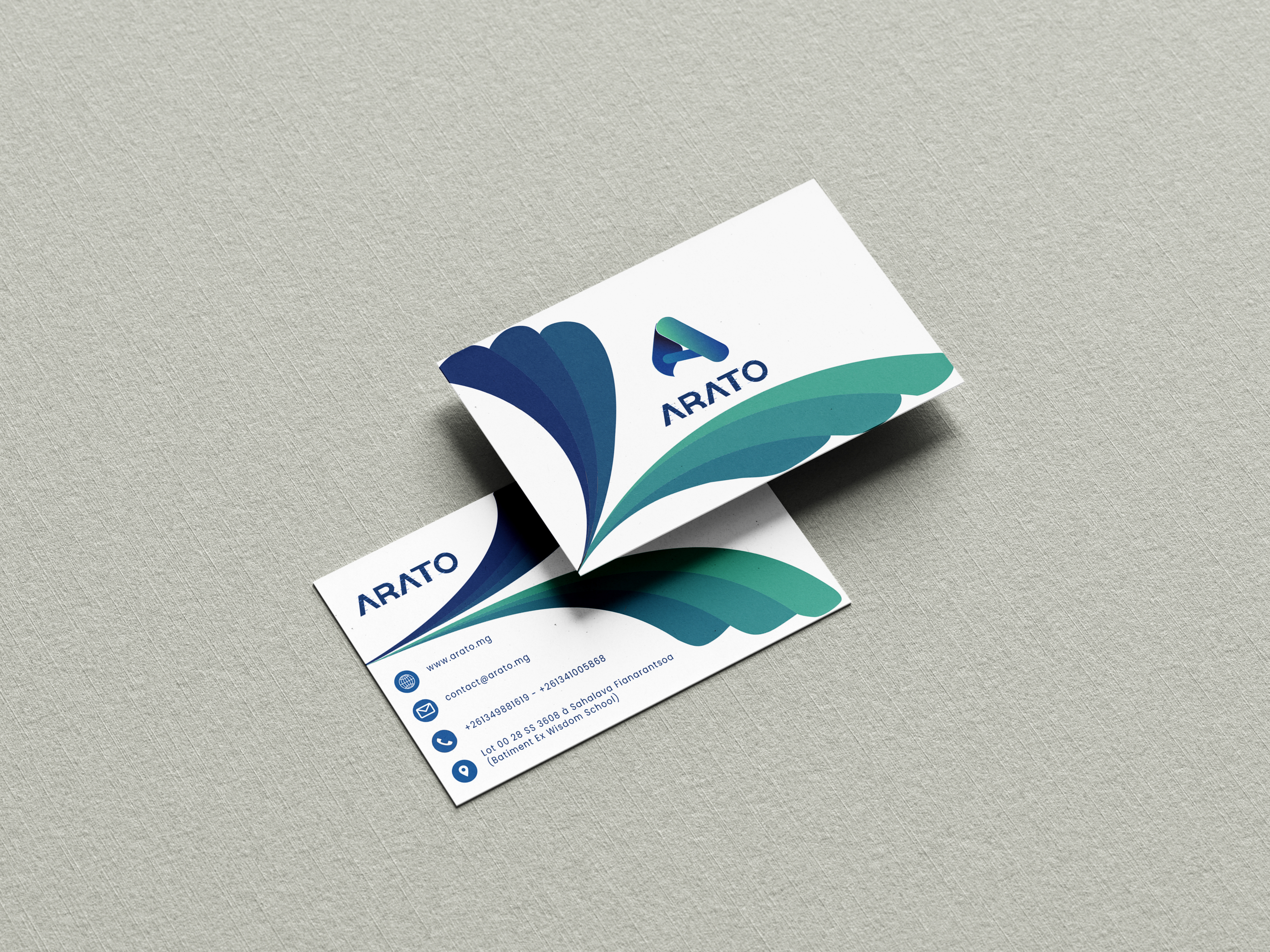carte de visite arato 2_Mockup_2.jpg